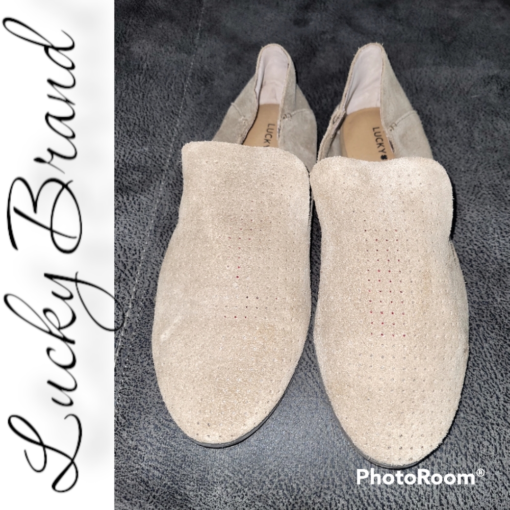 NWT Lucky Brand Suede Loafers Sz 9